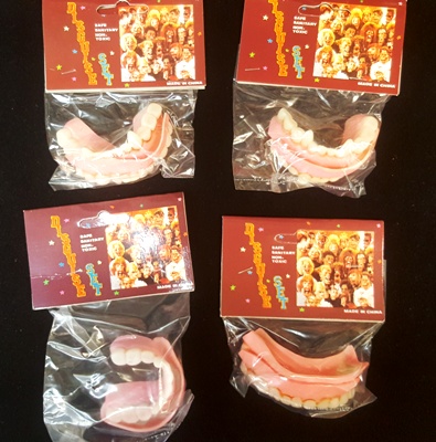 Horror Teeth - Assortment of 4 